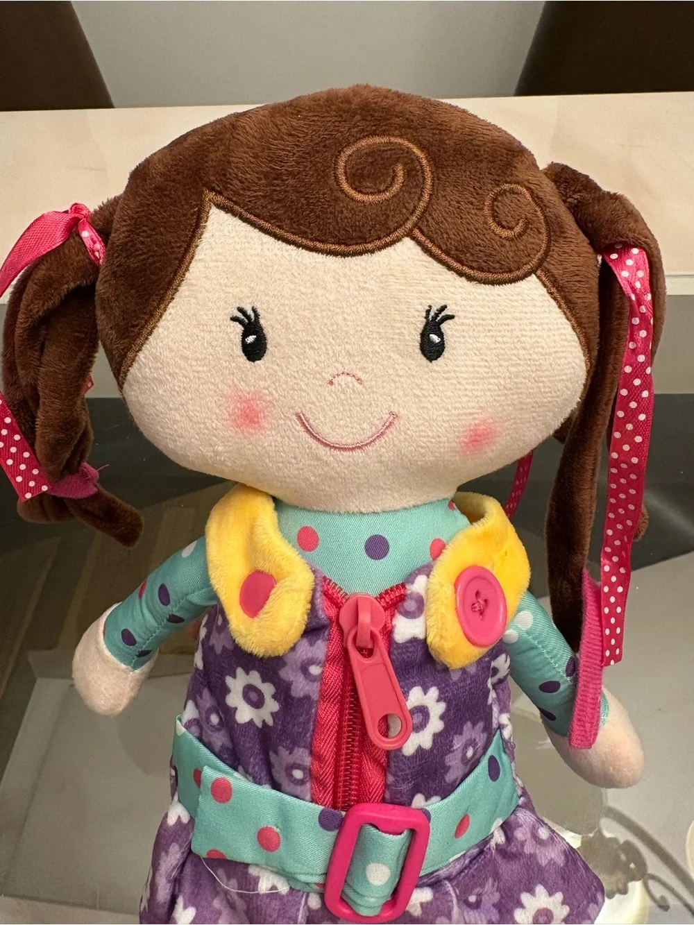 SNUGGLE STUFFS WASHABLE RAG CLOTH GIRL DOLL BRAIDED BROWN HAIR BLACK EYES